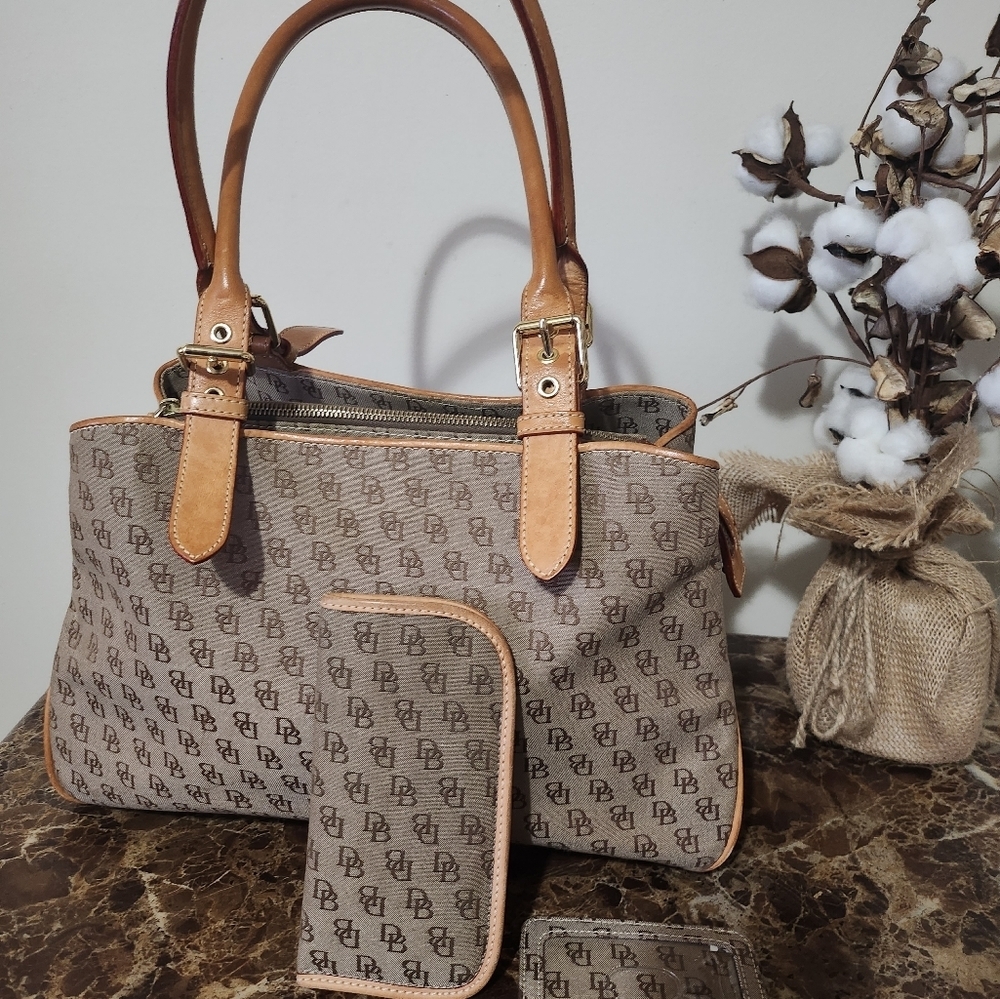 Dooney  & Bourke Large Monogram Bag +  3 Dooney accessories